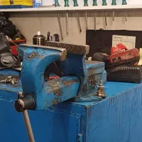 ابزار الات فروشی|ابزارآلات|کاشان, گارزگاه|دیوار