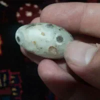 فروش یک سنگ قیمتی با ارزش