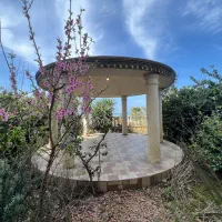 رهن واحد پلاک اول با ۱۵۰ متر حیاط اختصاصی