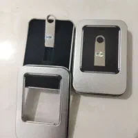 فلش مموری.   64.  گیگ