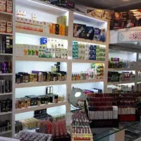 واگذاری-و-فروش-مغازه-لوازم-آرایشی-با-اجناس-و-دکور