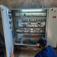 برقکار حرفه‌ای ای  ساختمانی قم  فوری تضمینی