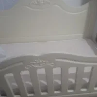 تخت خواب سالم تمیز تشک خوشخواب فنری درحدنو