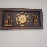 ساعت دیواری سرباز هخامنشی
