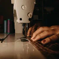 نیازمند کارگاه تریکو‌ مزدی دوز هستیم
