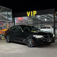 بی ام و ۵۳۰ xdrive