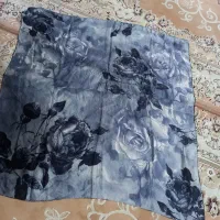 روسری قواره ای وشال|لباس|خوی, |دیوار