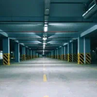 نیروی کار برای پارکینگ عمومی طبقاتی