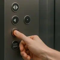 خدمات سرویس وتعمیرات تخصصی آسانسور،بالابروپله برقی