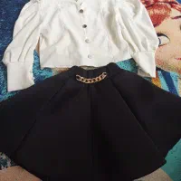 شومیز دامن، و یک دامن تک