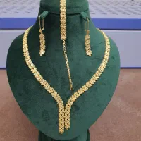 همکار خانم برای طلاسازی تمام وقت و آشپز برای نهار