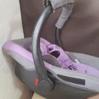 کریربچه سالم دارای سایبان عکسشرونگذاشتم