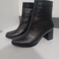 بوت پاشنه دار زنانه