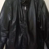 یک عدد کاپشن چرم درحد نو،،