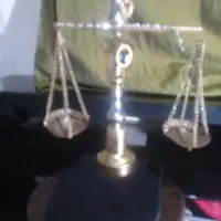 ترازوی قدیمی