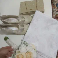 کیف و کفش عروس دسته گل عروس