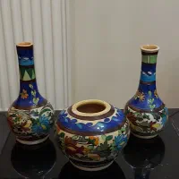 تعدادی لوازم دکوری و مینا کاری