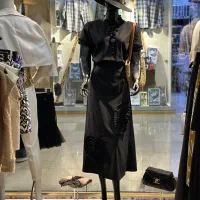 استخدام فروشنده