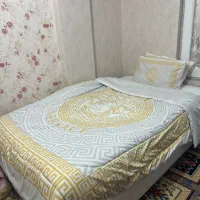 تخت و تشک و کمد