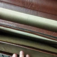 کیف اداری|کیف، کفش، کمربند|رشت, استقامت ۲|دیوار