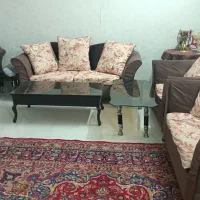 مبل هفت نفره با میز شیشه ای دومیلیون