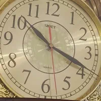 ساعت دیواری سالم