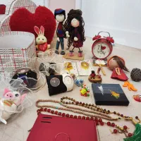 ساعت و تزیینات همه باهم/ به قیمت خوب