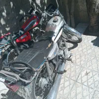 موتور مدل ۸۹ مدارک دار دارای کارت سوخت و بیمه