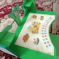 میز صندلی|تخت و صندلی بچه|بیرجند, |دیوار