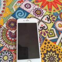 گوشی آیفون ۶s حافظه ۱۶گیگ بسیار تمیز