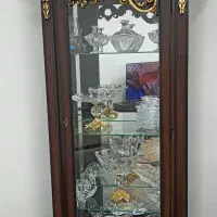 ویترین و بوفه بسیار تمیز