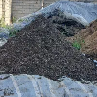 فروش خاک باغچه ای و بسته بندی خاک سبک و سنگین|خدمات باغبانی و درختکاری|شلمان, |دیوار