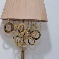 آباژور کنار مبل
