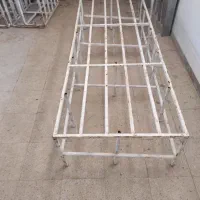 فروش ویژه تعدادی تخت و میز و صندلی