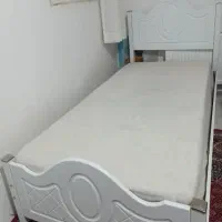 تخت به همراه تشک