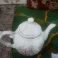 قوری چینی گل سرخی