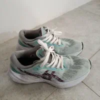 یه جفت کفش خارجی|کیف، کفش، کمربند|اسفراین, |دیوار