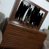 ایینه و کنسول نو