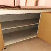 کابینت با سینک و هود دست دوم|آب‌چکان و نظم‌دهنده ظروف|صدرا-فارس, فاز ۲|دیوار