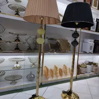 آباژور بلند|چراغ خواب و آباژور|قم, نیروگاه|دیوار