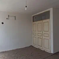 ویلایی دوطبقه کریمی ۱۵