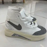 کفش بچگانه|کیف، کفش، کمربند|رشت, فلسطین|دیوار