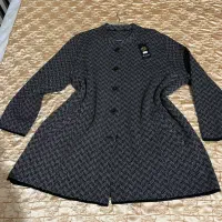 کت بافت (پلیور)|لباس|ری, جوانمرد قصاب|دیوار