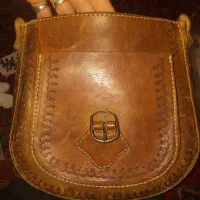 کیف قدیمی چرم|کلکسیون اشیاء عتیقه|تبریز, |دیوار