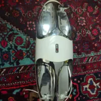 مهتابی فلورو ست و میشه تبدی ب 220هم میشه