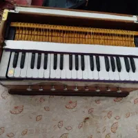 ارمنی (هارمونیه)|پیانو، کیبورد، آکاردئون|تایباد, |دیوار