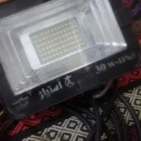 ۲عدد پرژکتور