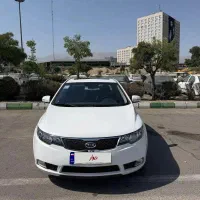 فروش سراتو ۹۶ آپشنال ۶۰ ‌هزار کارکرد