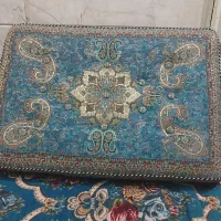 پشتی شاه نشین|رختخواب، بالش، پتو|قم, هفت تیر|دیوار