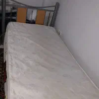 تخت تک نفره